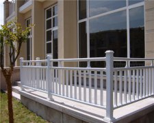 鋅鋼陽臺護欄價格規格多少錢一米？