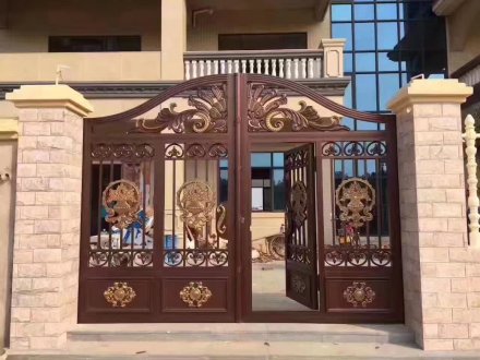 庭院鋁藝大門的尺寸應該如何確定呢?